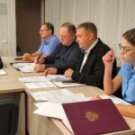 Репортаж о первом организационном заседании Собрания депутатов Миллеровского городского поселения.