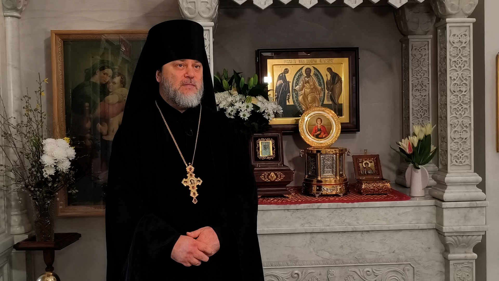 Рубрика «Живое слово». Поздравление с праздником  Пасхи благочинного церковных приходов Миллеровского района иеромонаха Димитрия Яроцкого.