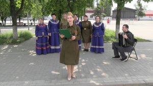 «И вновь звучит победный май!» В преддверии 81-й годовщины Великой Победы для миллеровцев состоялись праздничные выездные концерты.