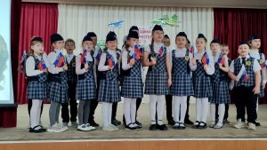 «Гвоздики Отечества». Телесюжет о фестивале патриотической песни в гимназии №1 им. Пенькова М.И.