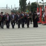 Возложение цветов к Мемориалу воинам, освобождавшим Миллерово в 1943 году